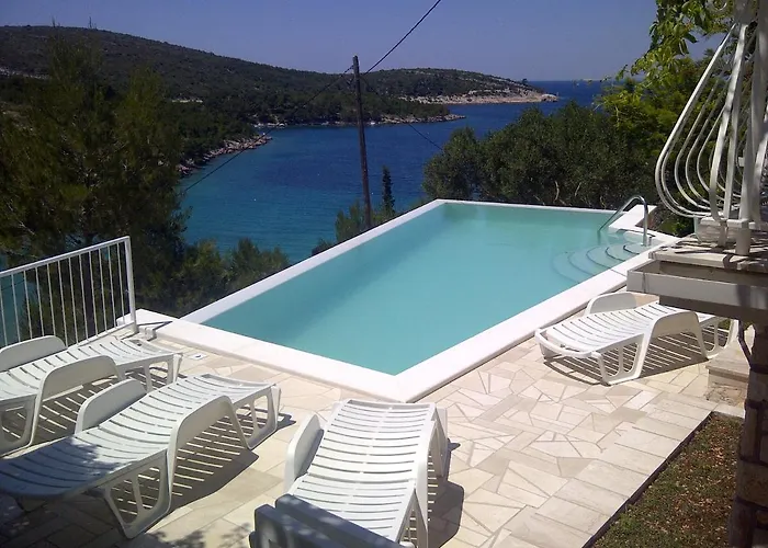 Seaside Family Friendly House With A Swimming Pool Cove Pribinja, Hvar - 15324 Prázdninový dům
