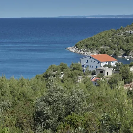 Casa de Férias Seaside Family Friendly House With A Swimming Pool Cove Pribinja, Hvar - 15324 Hvar Town