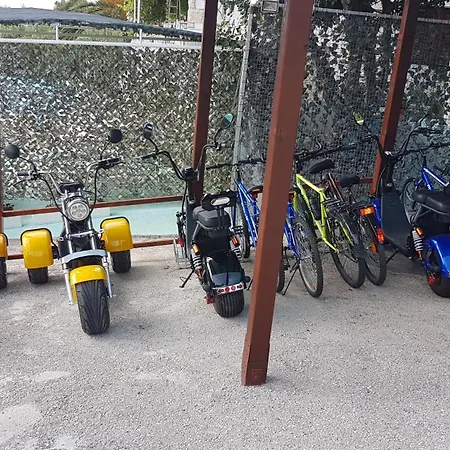 Seaside Family Friendly House With A Swimming Pool Cove Pribinja, Hvar - 15324 *