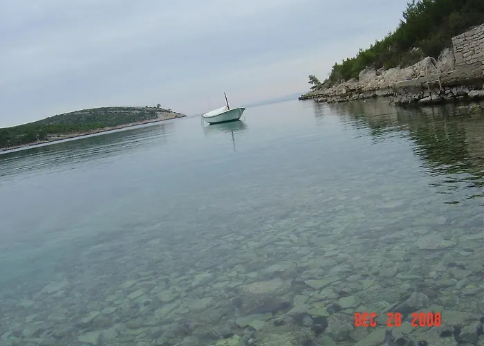 Seaside Family Friendly House With A Swimming Pool Cove Pribinja, Hvar - 15324 Holiday home Hvar Town