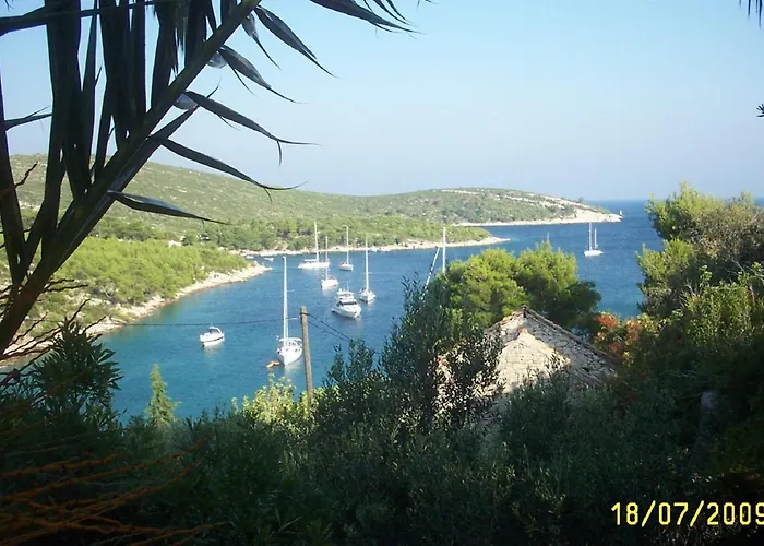 Seaside Family Friendly House With A Swimming Pool Cove Pribinja, Hvar - 15324 Hvar Town