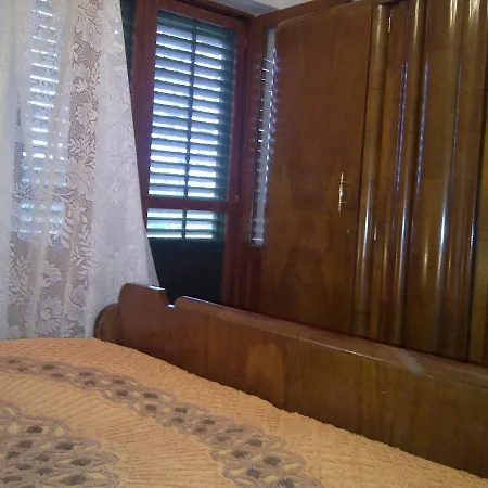 Seaside Family Friendly House With A Swimming Pool Cove Pribinja - Hvar - 15324 Hébergement de vacances Hvar Town
